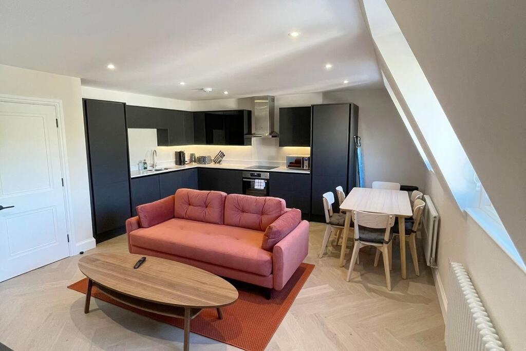Apartments In The Heart Of Richmond, London Richmond  Dış mekan fotoğraf